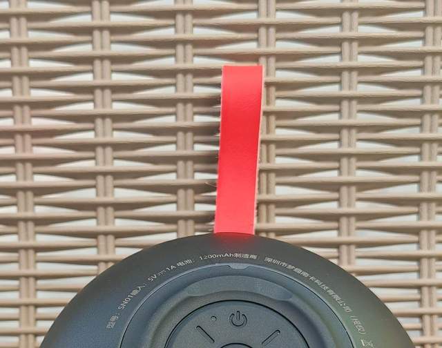 美声西圣便携蓝牙小音箱上手简评龙8手机登录入口还原自然音场的(图4)